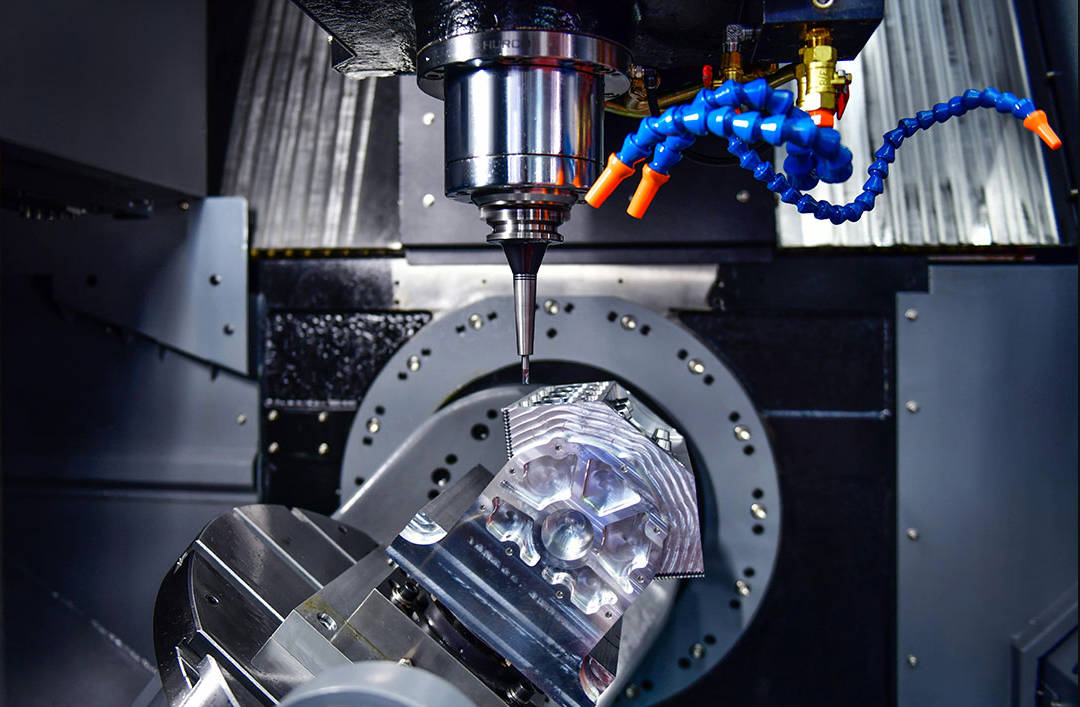 Guerres matérielles: aluminium, titane ou plastique? Comment l'usinage CNC gère différents matériaux